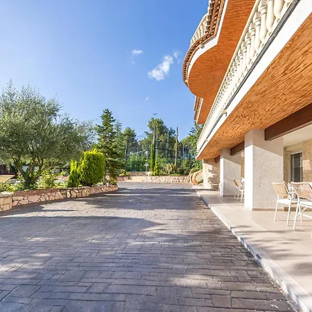 Carrasca 8 Paddle & Pool * Alcoy