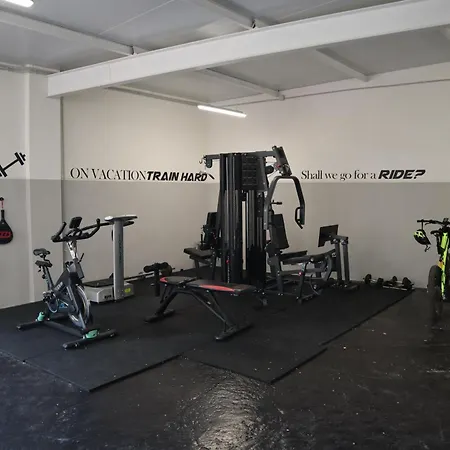 Carrasca 8 Paddle & Pool * Alcoy