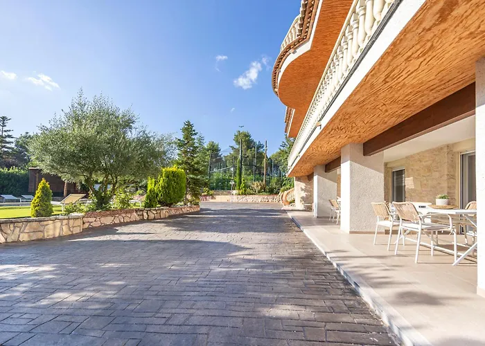 Carrasca 8 Paddle & Pool * Alcoy